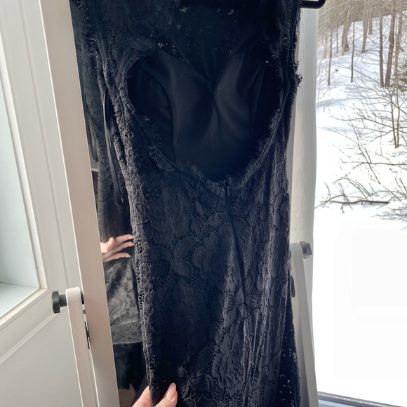 Betsy & Adam Backless Lace Dress! - Picture 2 of 3